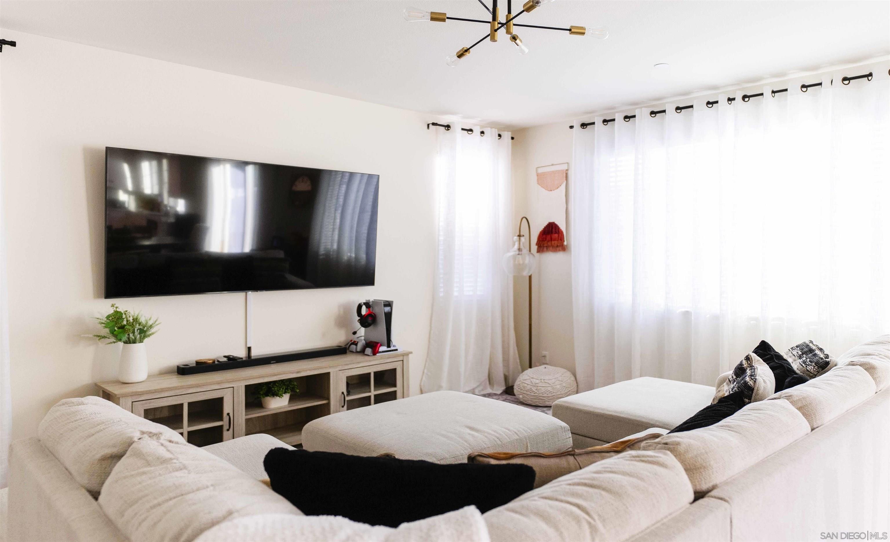 Detail Gallery Image 31 of 73 For 29137  Red Alder, Lake Elsinore,  CA 92530 - 3 Beds | 2/1 Baths