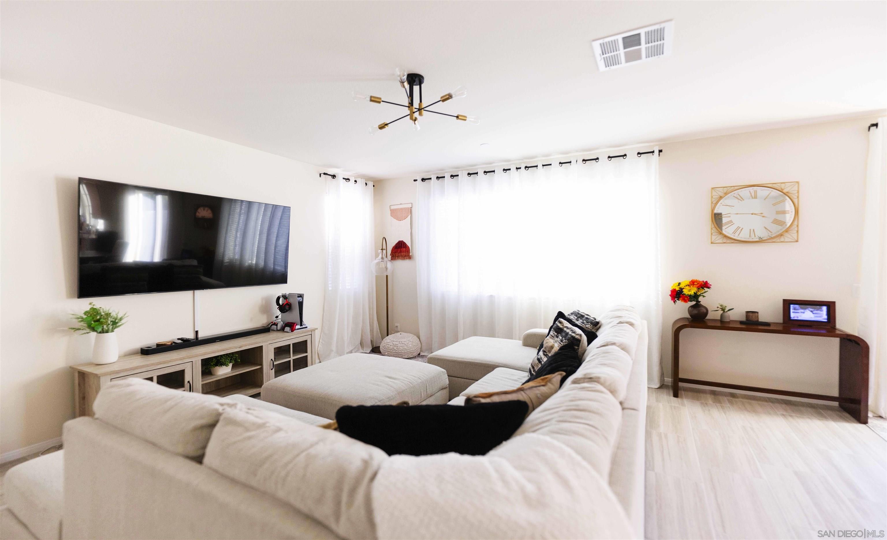 Detail Gallery Image 32 of 73 For 29137  Red Alder, Lake Elsinore,  CA 92530 - 3 Beds | 2/1 Baths