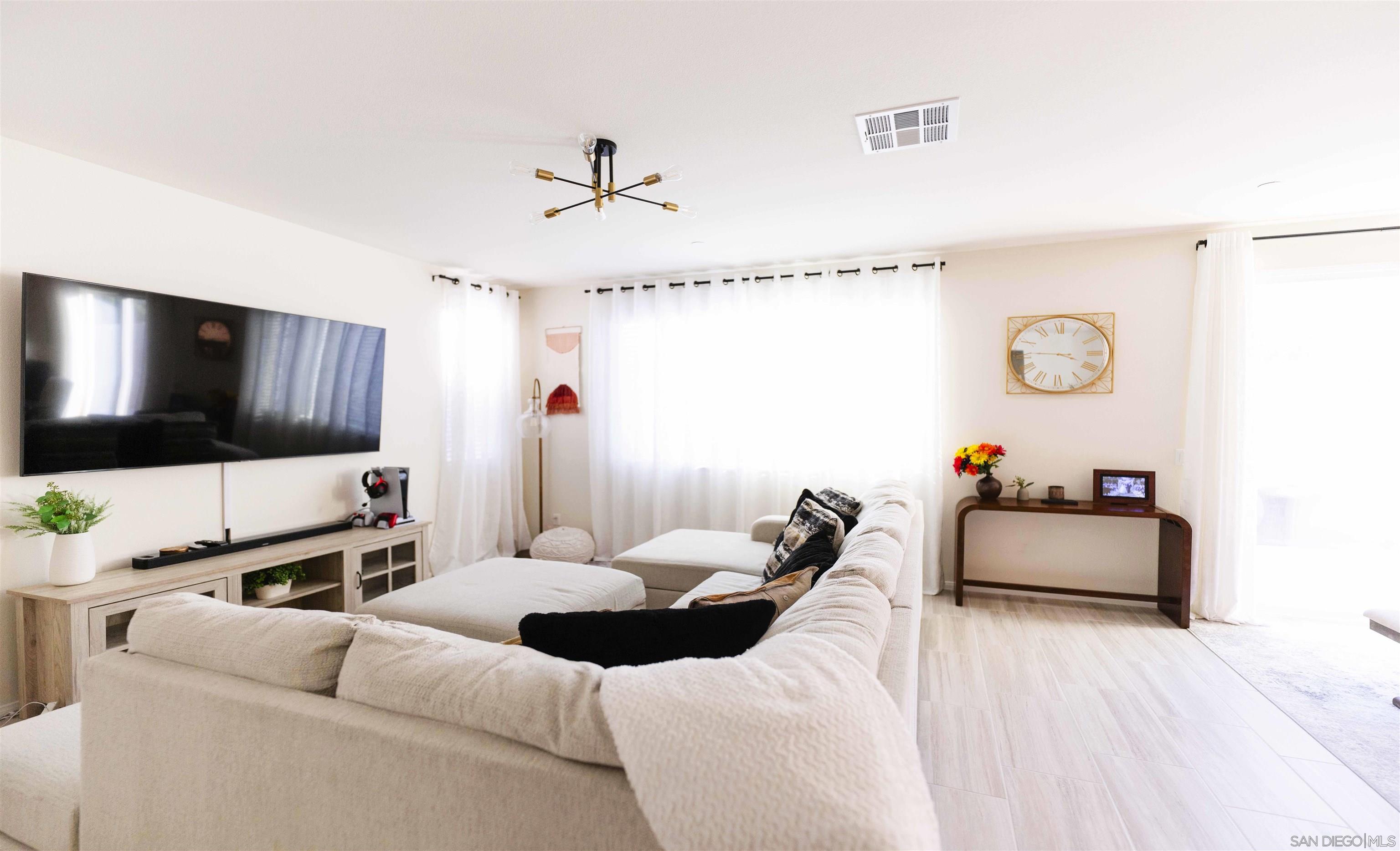 Detail Gallery Image 33 of 73 For 29137  Red Alder, Lake Elsinore,  CA 92530 - 3 Beds | 2/1 Baths