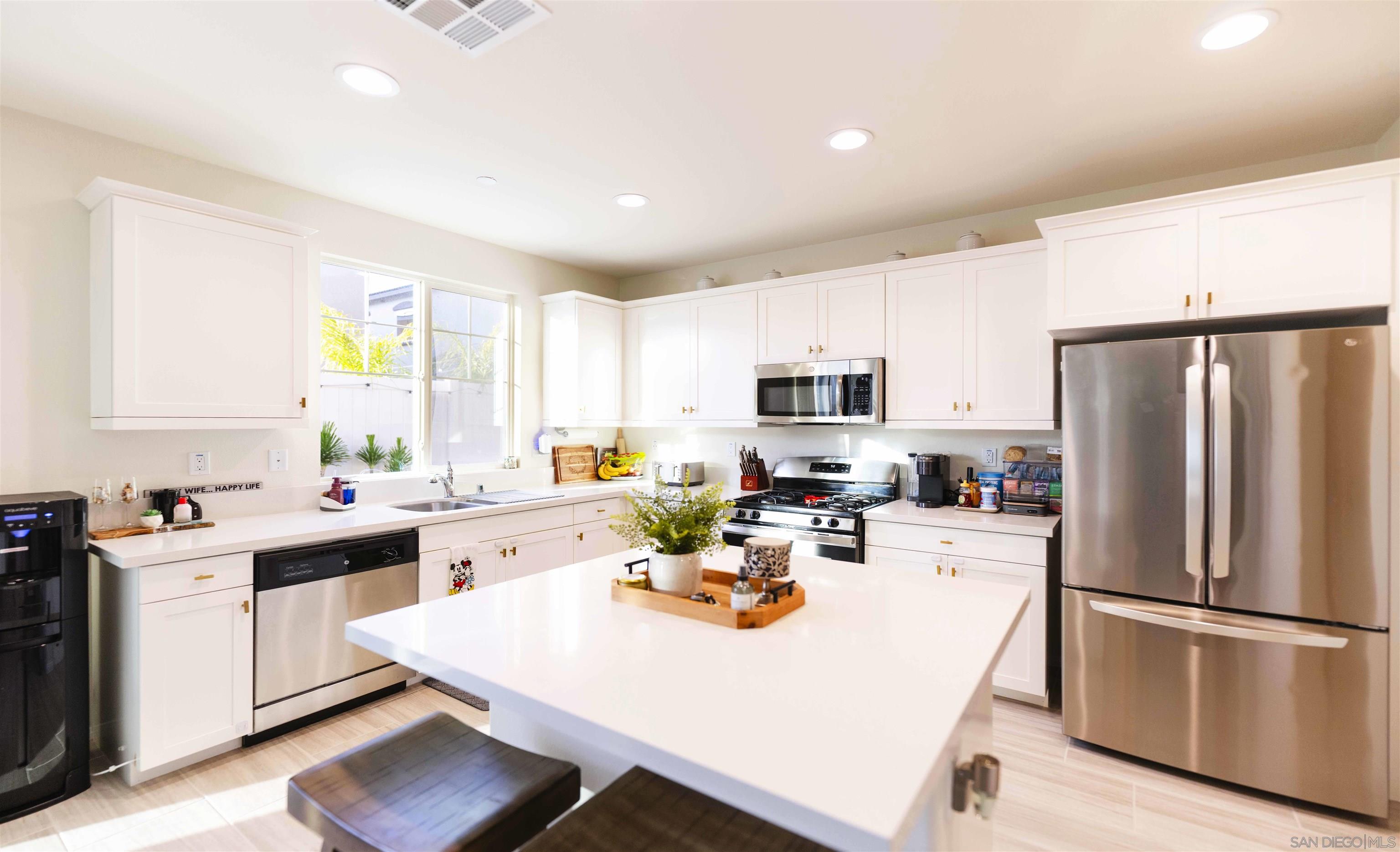 Detail Gallery Image 40 of 73 For 29137  Red Alder, Lake Elsinore,  CA 92530 - 3 Beds | 2/1 Baths