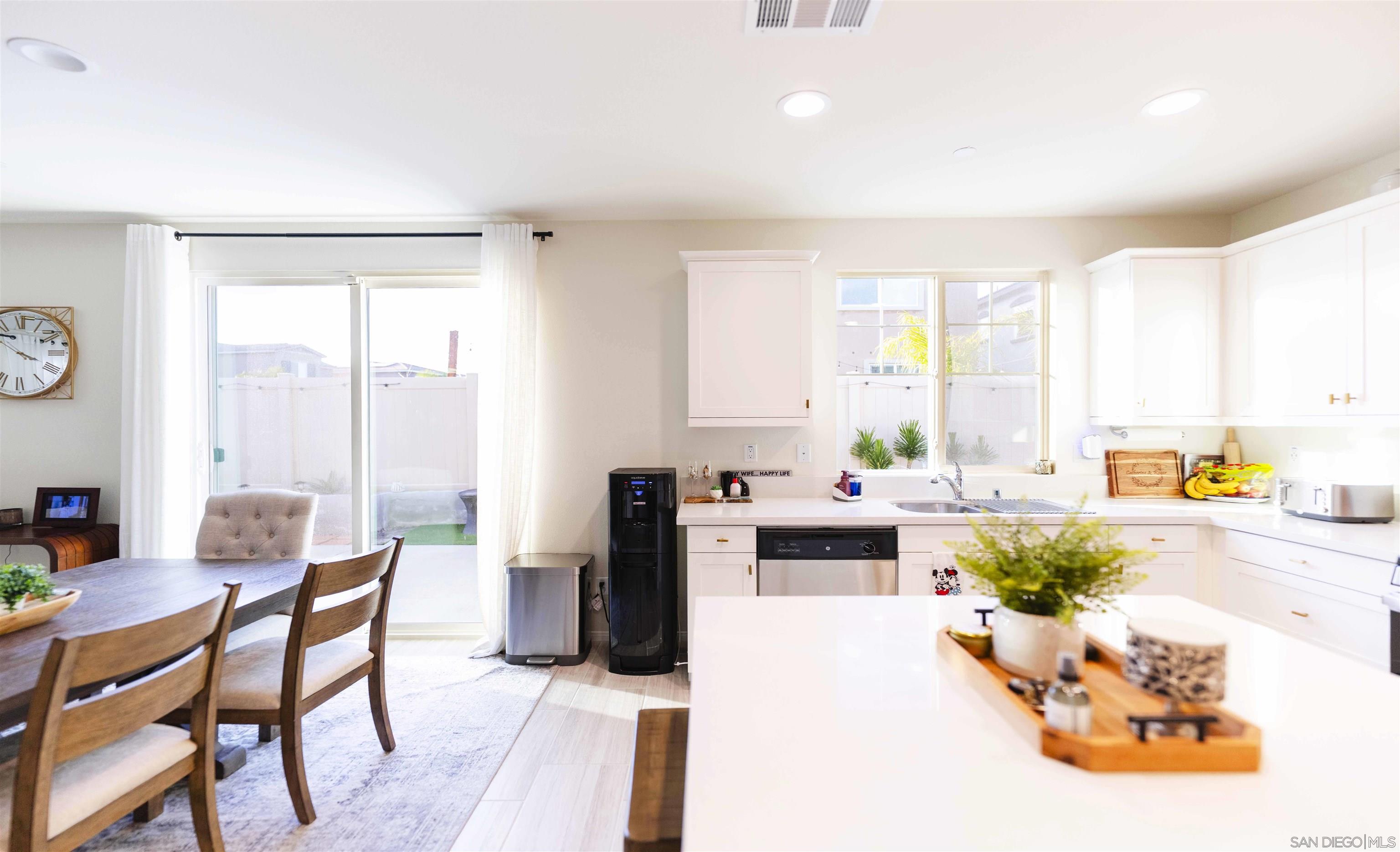 Detail Gallery Image 41 of 73 For 29137  Red Alder, Lake Elsinore,  CA 92530 - 3 Beds | 2/1 Baths