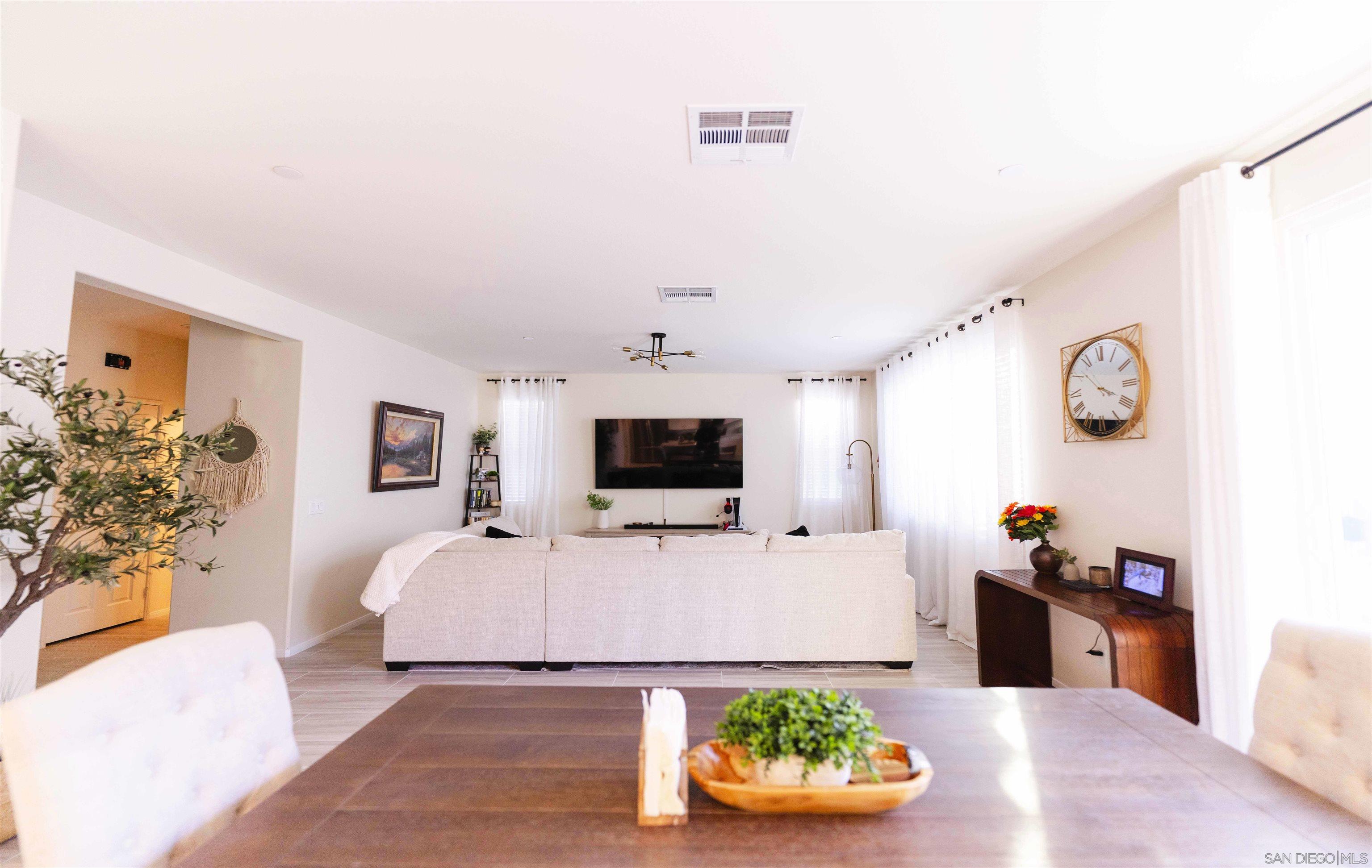 Detail Gallery Image 42 of 73 For 29137  Red Alder, Lake Elsinore,  CA 92530 - 3 Beds | 2/1 Baths