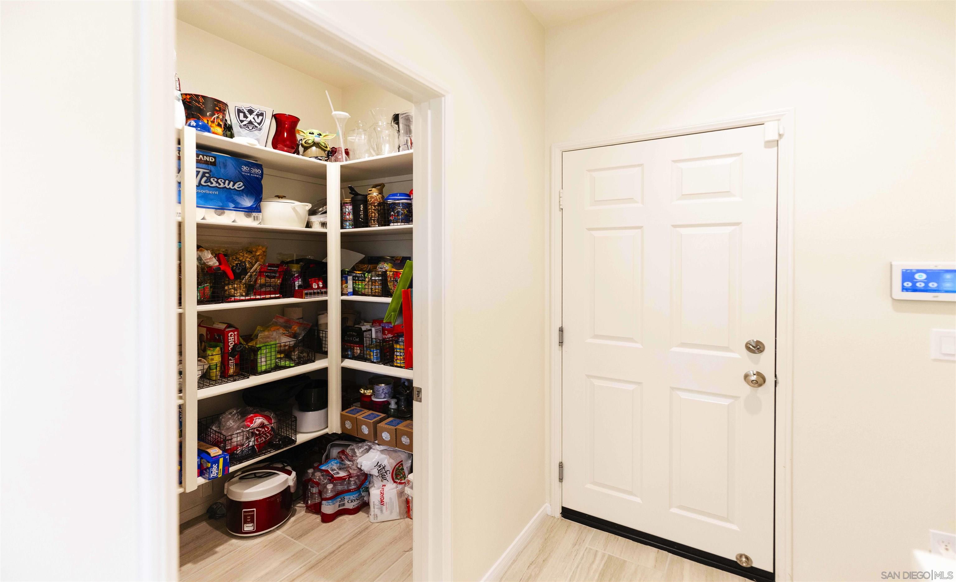 Detail Gallery Image 46 of 73 For 29137  Red Alder, Lake Elsinore,  CA 92530 - 3 Beds | 2/1 Baths