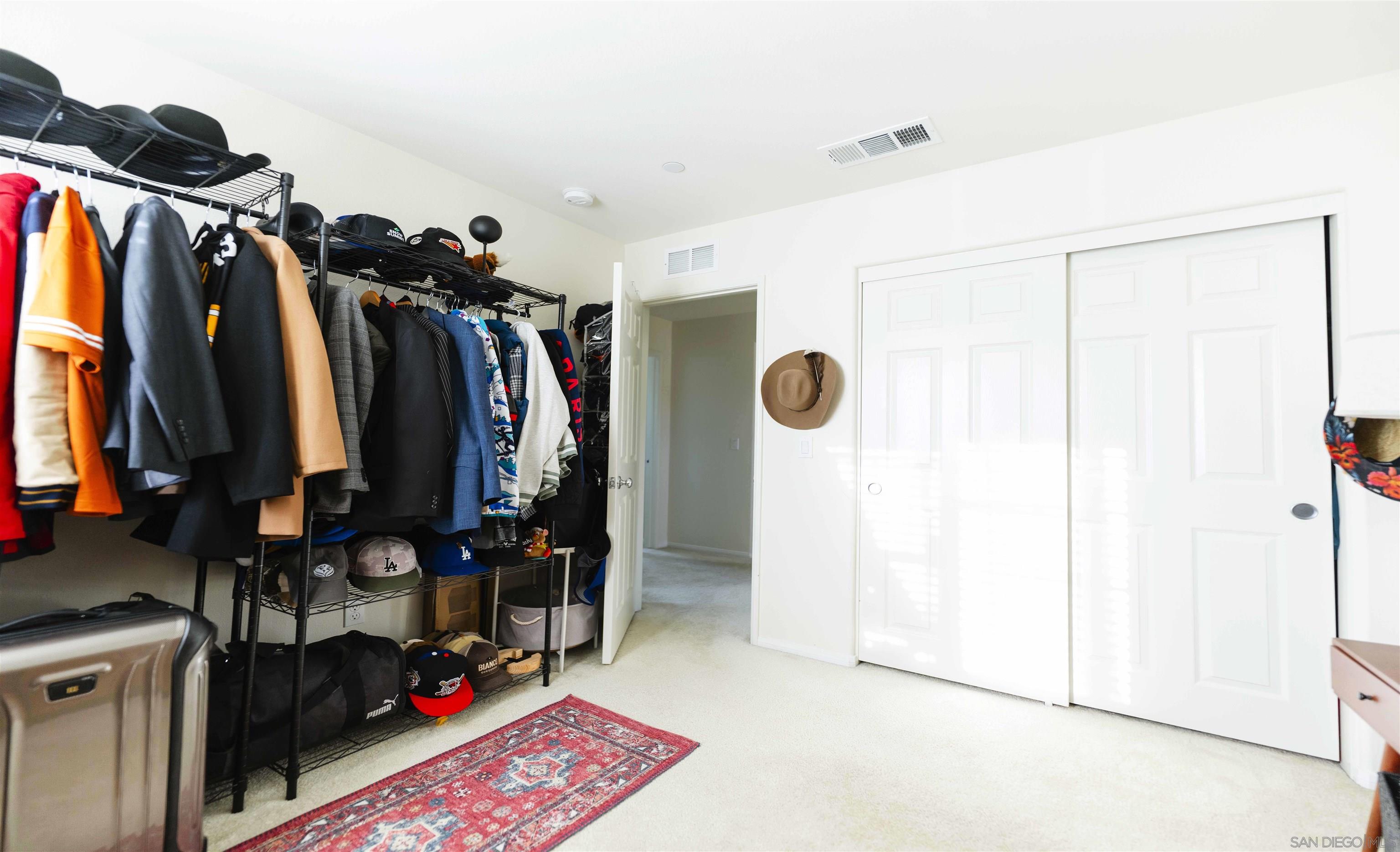 Detail Gallery Image 6 of 73 For 29137  Red Alder, Lake Elsinore,  CA 92530 - 3 Beds | 2/1 Baths