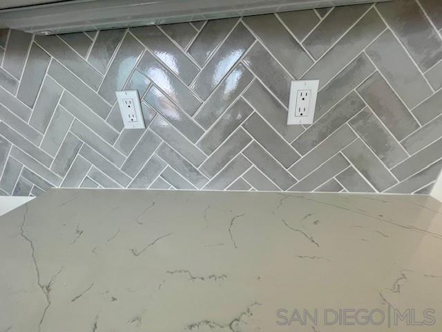 Detail Gallery Image 8 of 10 For 7825  Cypress Dr, Santee,  CA 92071 - 3 Beds | 2/1 Baths