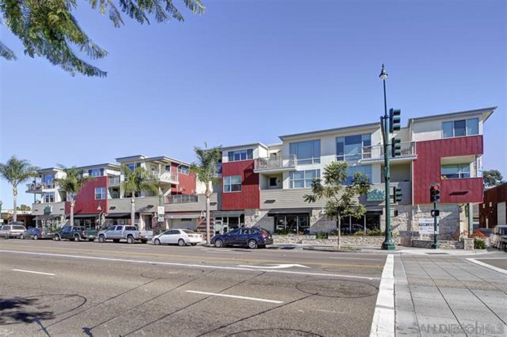 Detail Gallery Image 2 of 44 For 687 S Coast Highway  #305, Encinitas,  CA 92024 - 1 Beds | 1 Baths