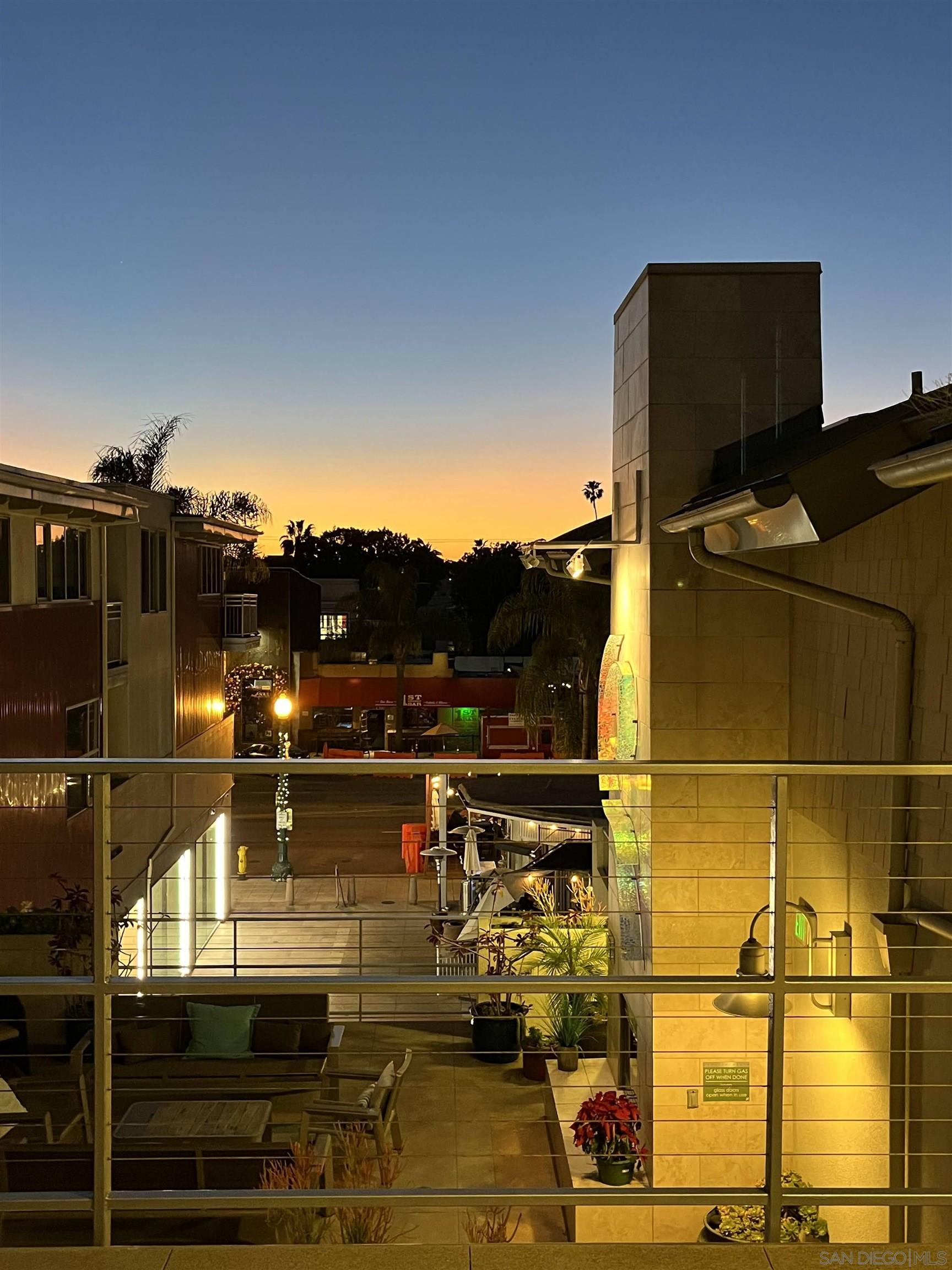 Detail Gallery Image 16 of 44 For 687 S Coast Highway  #305, Encinitas,  CA 92024 - 1 Beds | 1 Baths