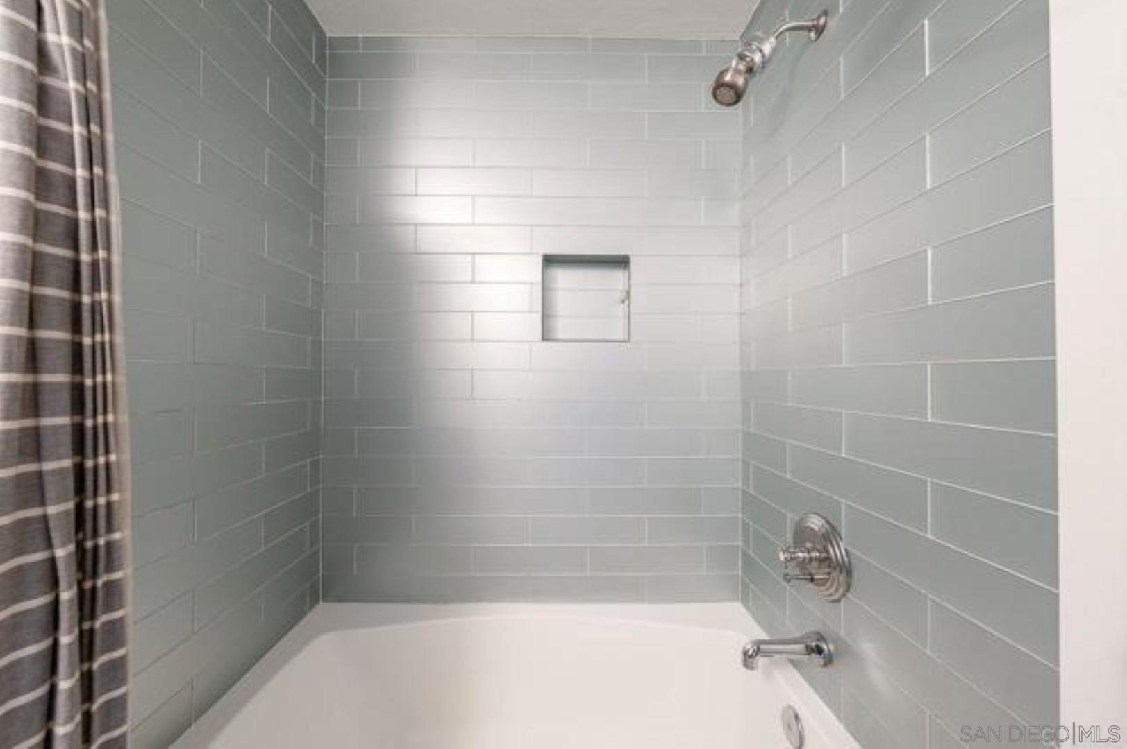 Detail Gallery Image 10 of 44 For 687 S Coast Highway  #305, Encinitas,  CA 92024 - 1 Beds | 1 Baths