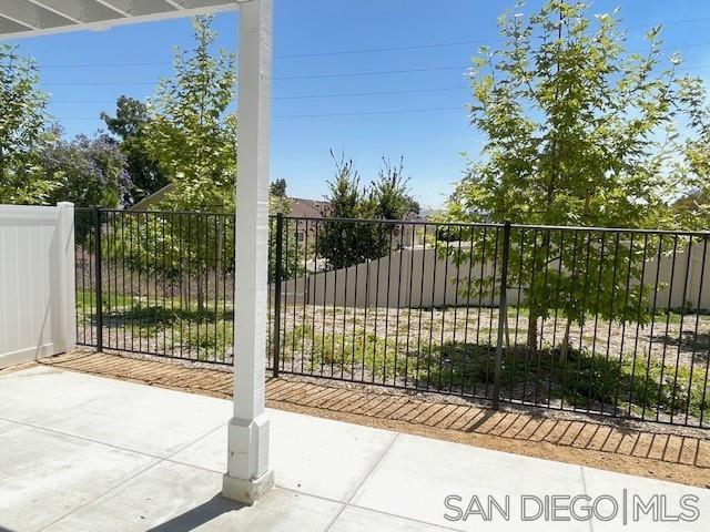 Detail Gallery Image 11 of 23 For 7835  Cypress Dr, Santee,  CA 92071 - 3 Beds | 2/1 Baths