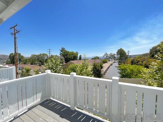 Detail Gallery Image 7 of 23 For 7835  Cypress Dr, Santee,  CA 92071 - 3 Beds | 2/1 Baths