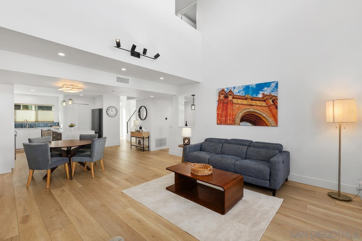 Detail Gallery Image 11 of 40 For 401 N Coast Hwy  #303,  Oceanside,  CA 92054 - 3 Beds | 3 Baths