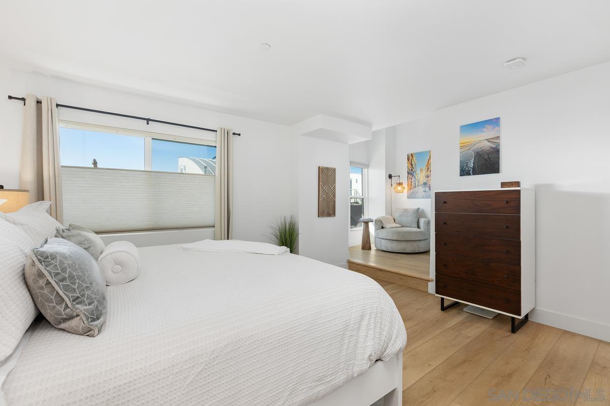 Detail Gallery Image 19 of 40 For 401 N Coast Hwy  #303,  Oceanside,  CA 92054 - 3 Beds | 3 Baths