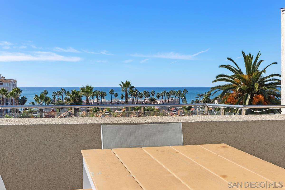 Detail Gallery Image 30 of 40 For 401 N Coast Hwy  #303,  Oceanside,  CA 92054 - 3 Beds | 3 Baths