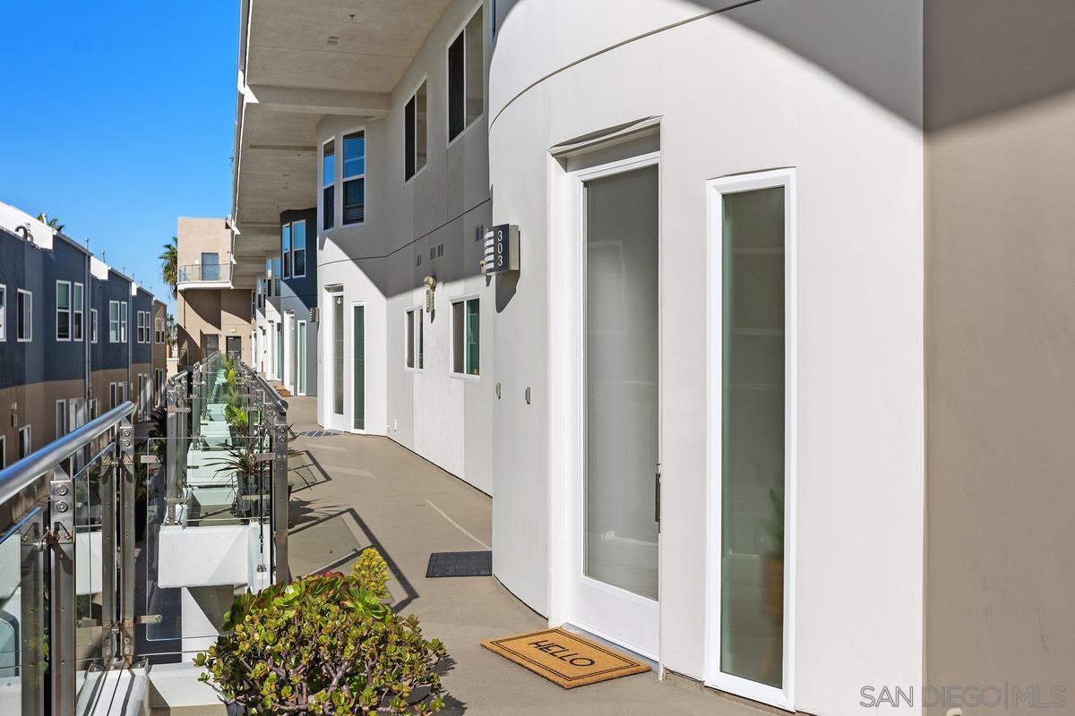 Detail Gallery Image 32 of 40 For 401 N Coast Hwy  #303,  Oceanside,  CA 92054 - 3 Beds | 3 Baths