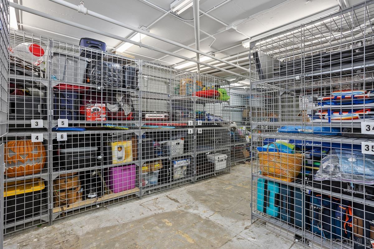 Detail Gallery Image 39 of 40 For 401 N Coast Hwy  #303,  Oceanside,  CA 92054 - 3 Beds | 3 Baths