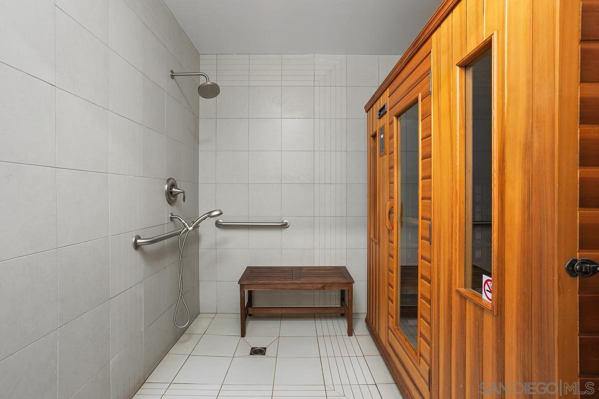 Detail Gallery Image 40 of 40 For 401 N Coast Hwy  #303,  Oceanside,  CA 92054 - 3 Beds | 3 Baths