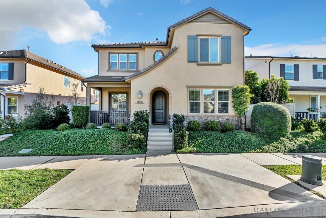 Detail Gallery Image 2 of 52 For 3035  Starry Night Dr, Escondido,  CA 92029 - 5 Beds | 4/1 Baths