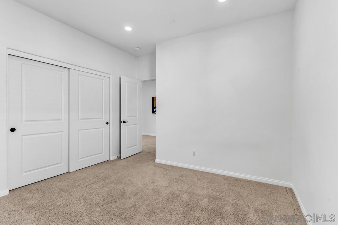 Detail Gallery Image 31 of 52 For 3035  Starry Night Dr, Escondido,  CA 92029 - 5 Beds | 4/1 Baths