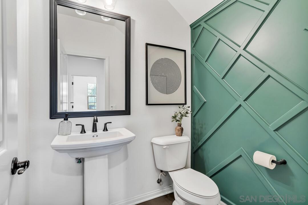 Detail Gallery Image 9 of 52 For 3035  Starry Night Dr, Escondido,  CA 92029 - 5 Beds | 4/1 Baths