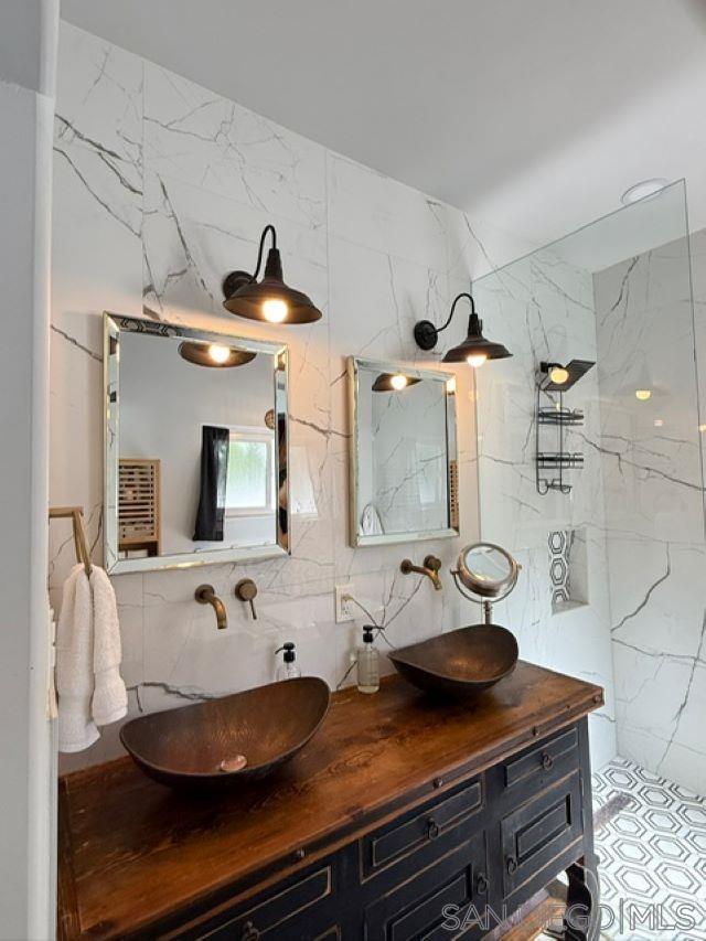 Detail Gallery Image 18 of 30 For 15851  Riparian Road, Poway,  CA 92064 - 1 Beds | 2 Baths