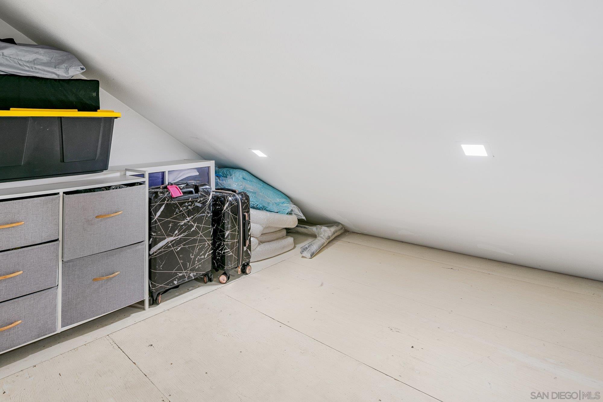 Detail Gallery Image 28 of 52 For 10690  Esmeraldas Drive, San Diego,  CA 92124 - 3 Beds | 1/1 Baths