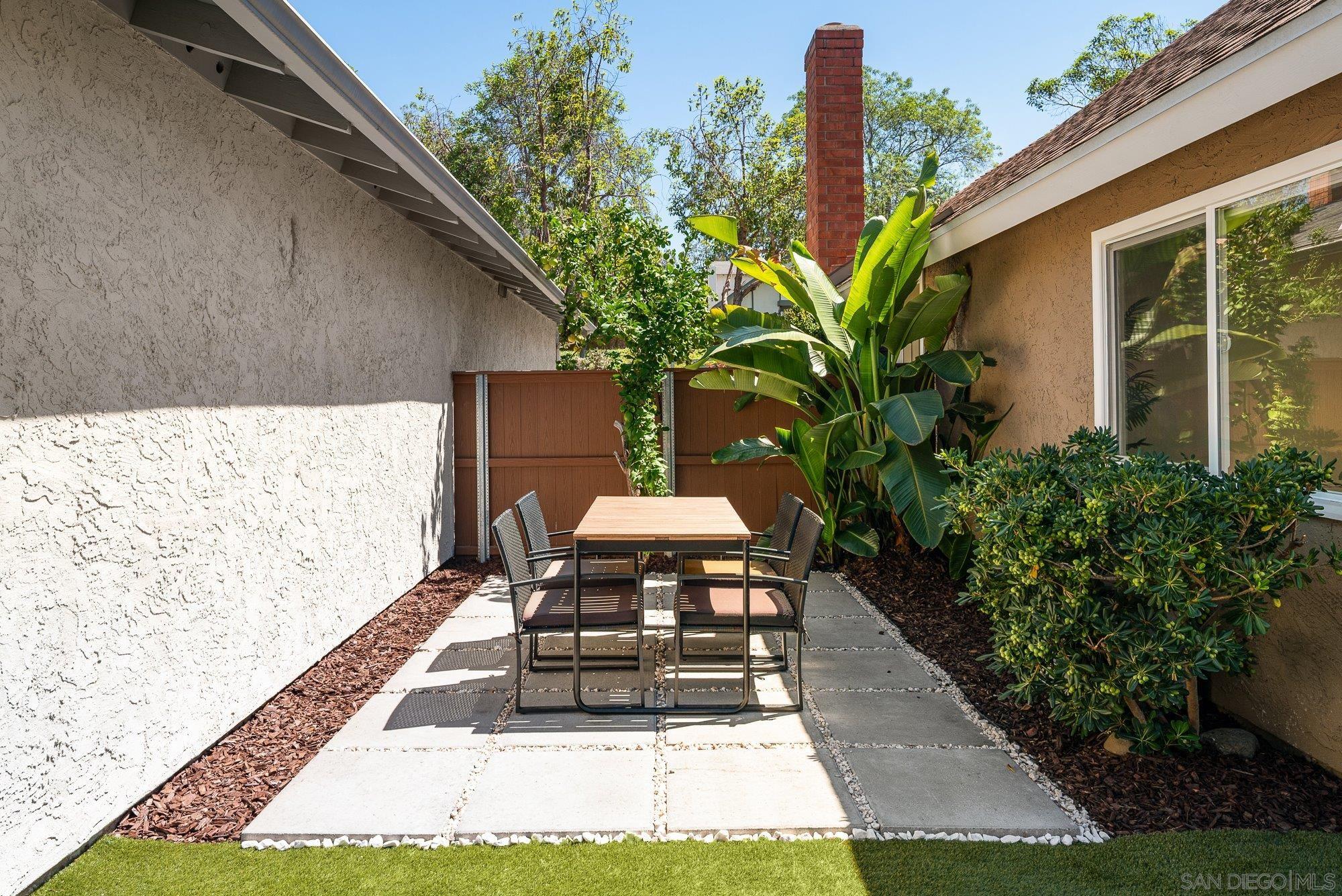 Detail Gallery Image 37 of 52 For 10690  Esmeraldas Drive, San Diego,  CA 92124 - 3 Beds | 1/1 Baths