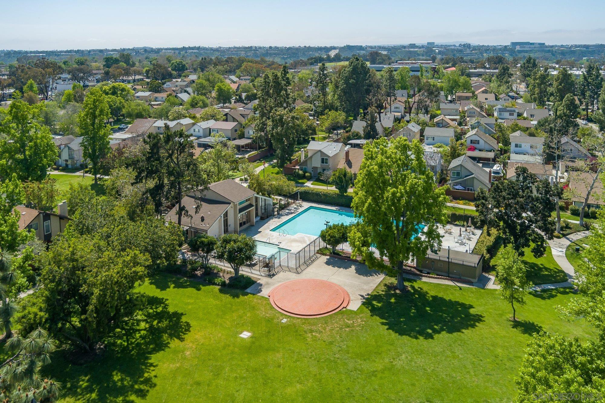 Detail Gallery Image 40 of 52 For 10690  Esmeraldas Drive, San Diego,  CA 92124 - 3 Beds | 1/1 Baths