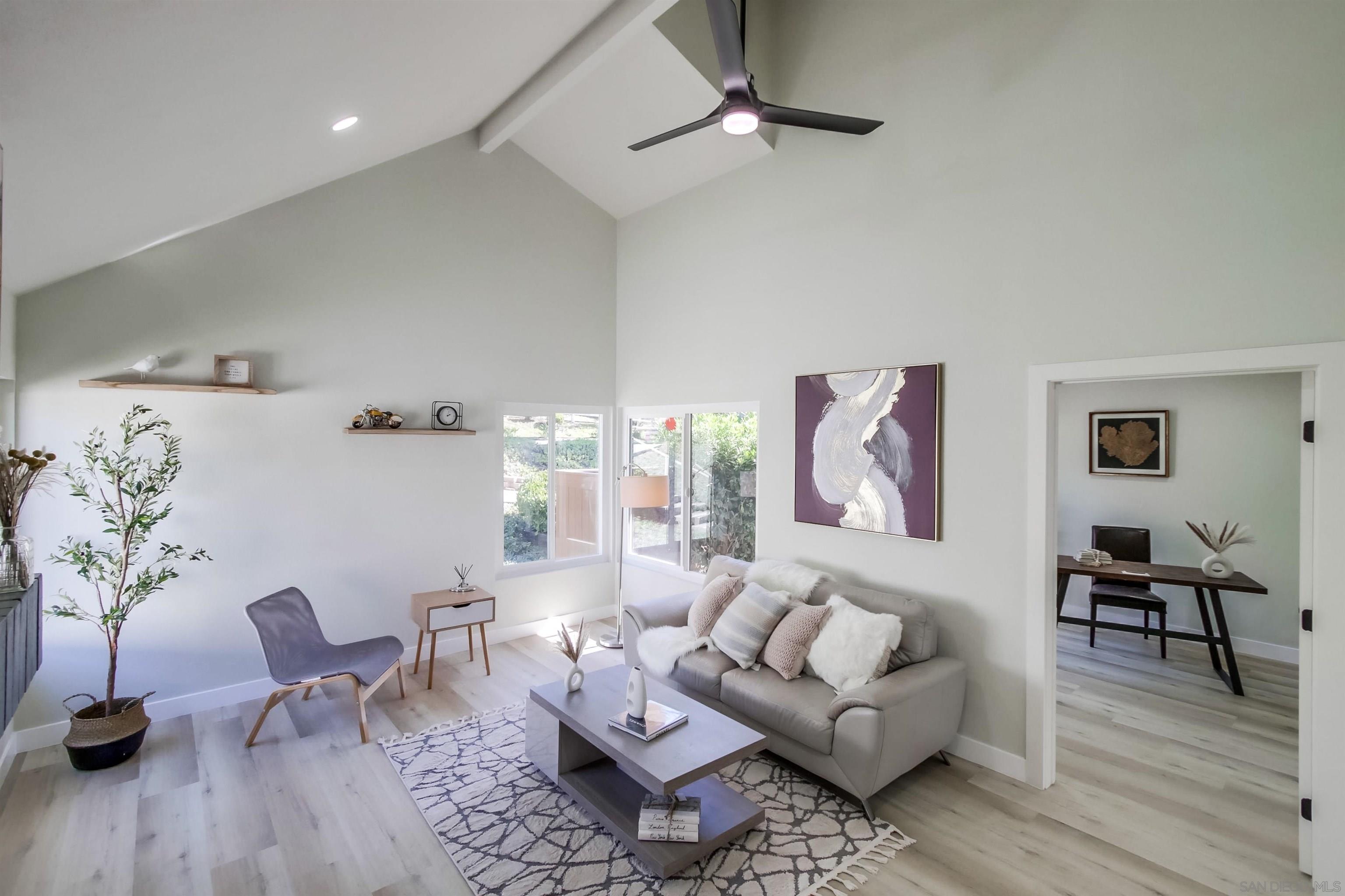 Detail Gallery Image 6 of 52 For 10690  Esmeraldas Drive, San Diego,  CA 92124 - 3 Beds | 1/1 Baths