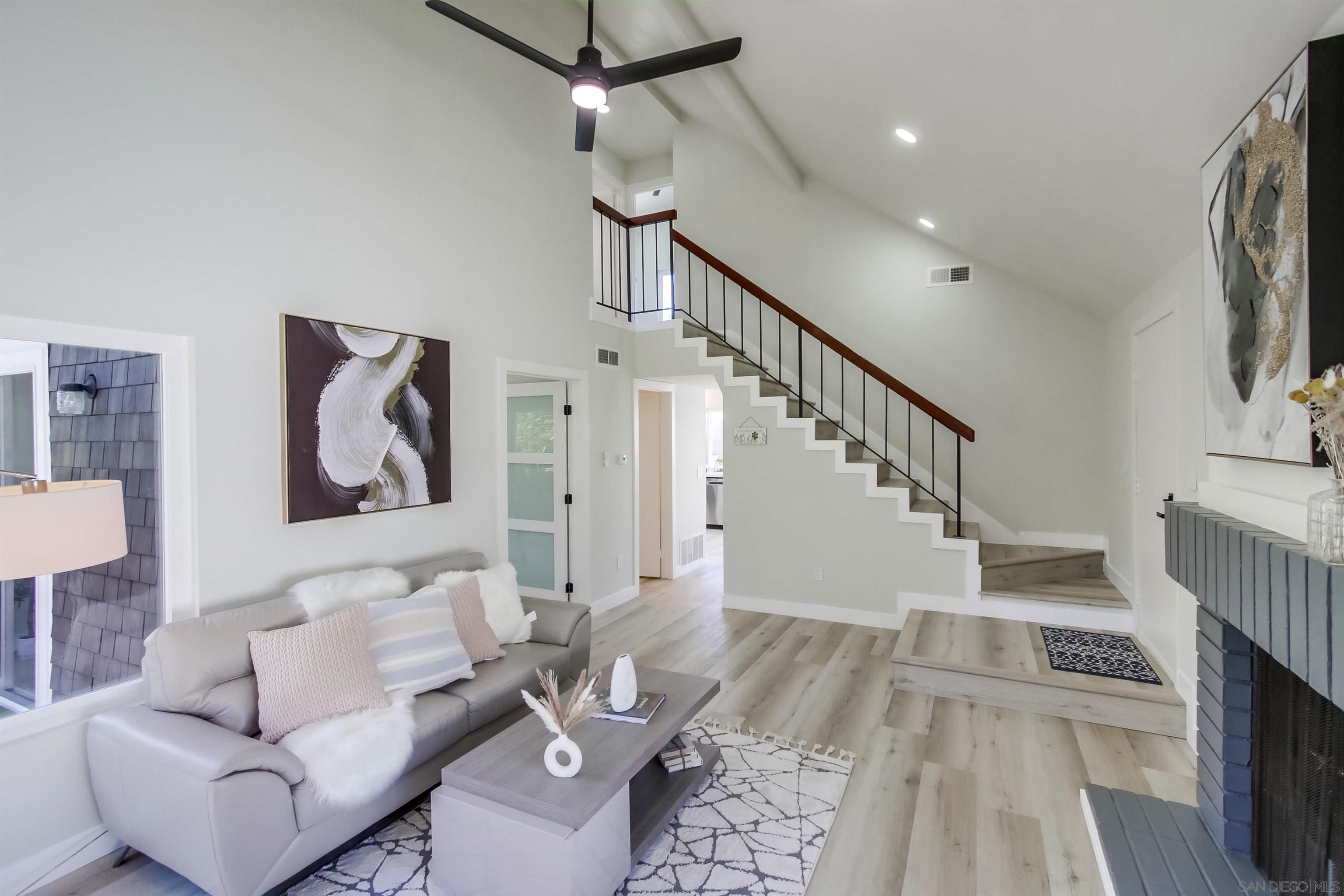 Detail Gallery Image 7 of 52 For 10690  Esmeraldas Drive, San Diego,  CA 92124 - 3 Beds | 1/1 Baths