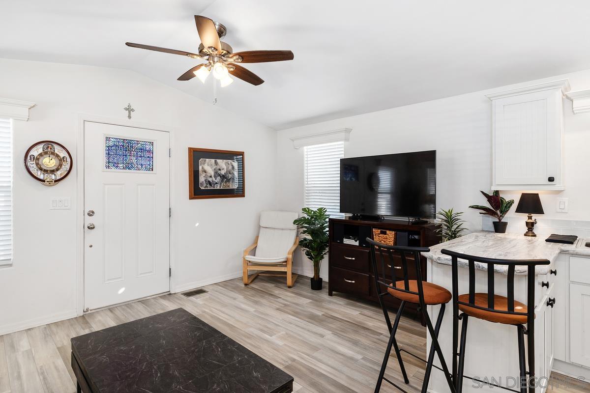 Detail Gallery Image 11 of 28 For 8545  Mission Gorge Rd  Spc 336a,  Santee,  CA 92071 - 1 Beds | 1/1 Baths