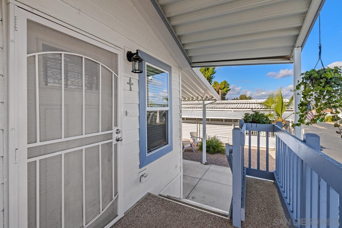 Detail Gallery Image 5 of 28 For 8545  Mission Gorge Rd  Spc 336a,  Santee,  CA 92071 - 1 Beds | 1/1 Baths