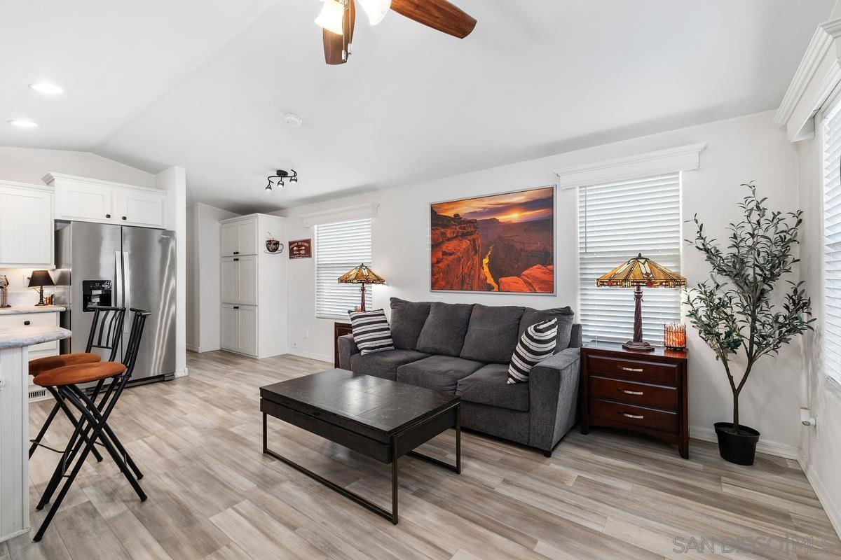 Detail Gallery Image 7 of 28 For 8545  Mission Gorge Rd  Spc 336a,  Santee,  CA 92071 - 1 Beds | 1/1 Baths