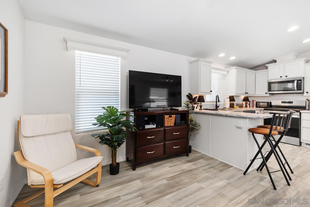 Detail Gallery Image 8 of 28 For 8545  Mission Gorge Rd  Spc 336a,  Santee,  CA 92071 - 1 Beds | 1/1 Baths