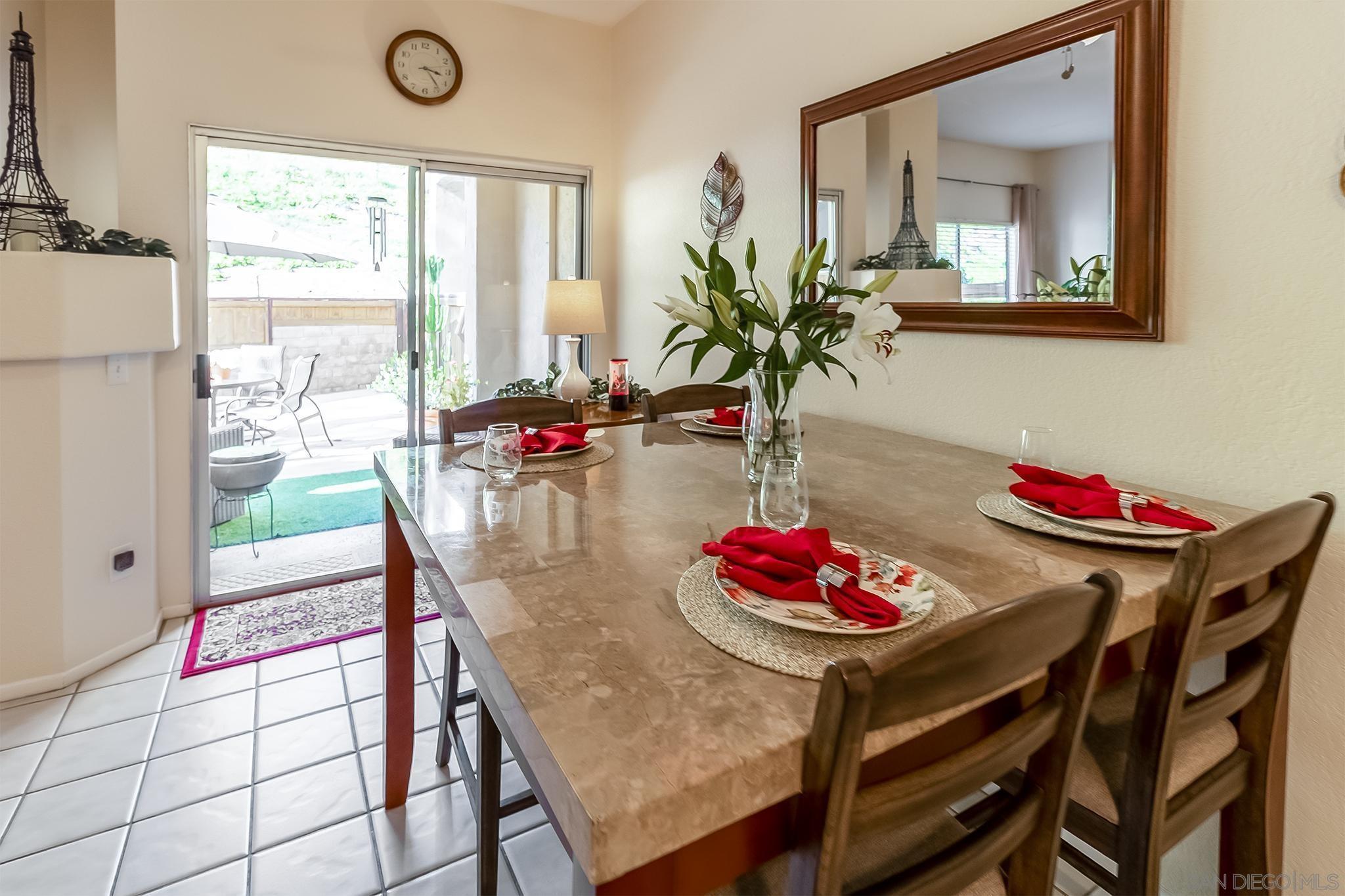 Detail Gallery Image 8 of 31 For 12038  Calle De Leon 71, El Cajon,  CA 92019 - 2 Beds | 2/1 Baths