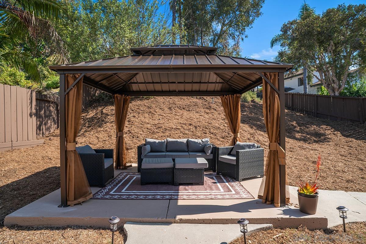 Detail Gallery Image 21 of 22 For 4566  Hancock Cir, Oceanside,  CA 92056 - 4 Beds | 3 Baths