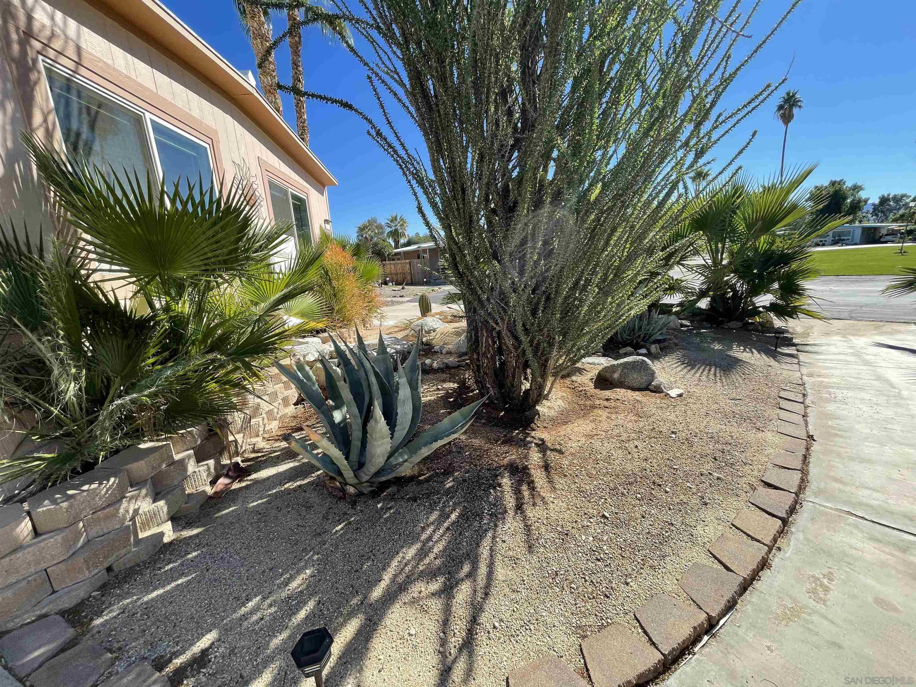 Detail Gallery Image 13 of 19 For 1010  Palm Canyon Dr  7, Borrego Springs,  CA 92004 - 2 Beds | 2 Baths