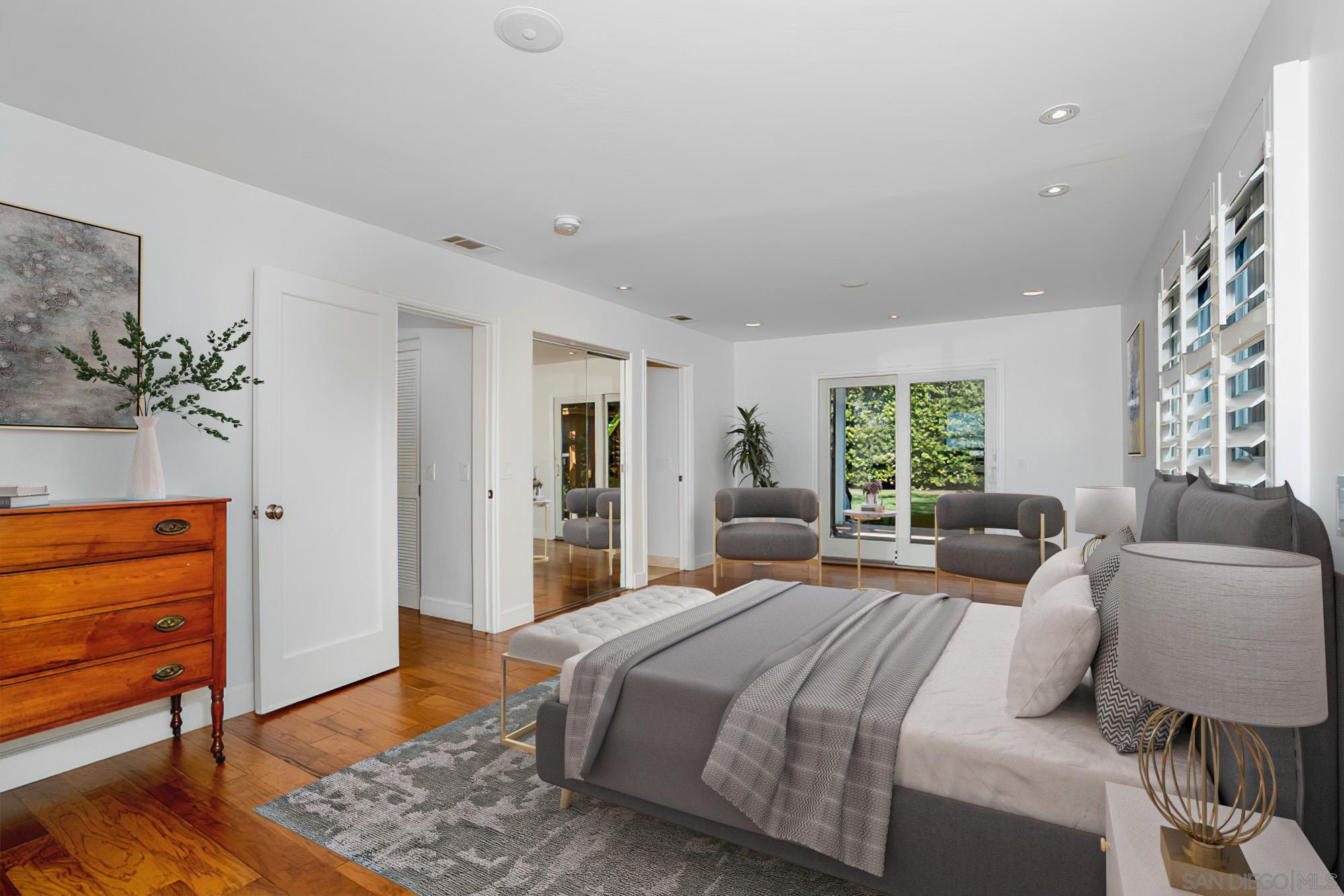 Detail Gallery Image 12 of 30 For 5247  Chelsea, La Jolla,  CA 92037 - 5 Beds | 3/1 Baths