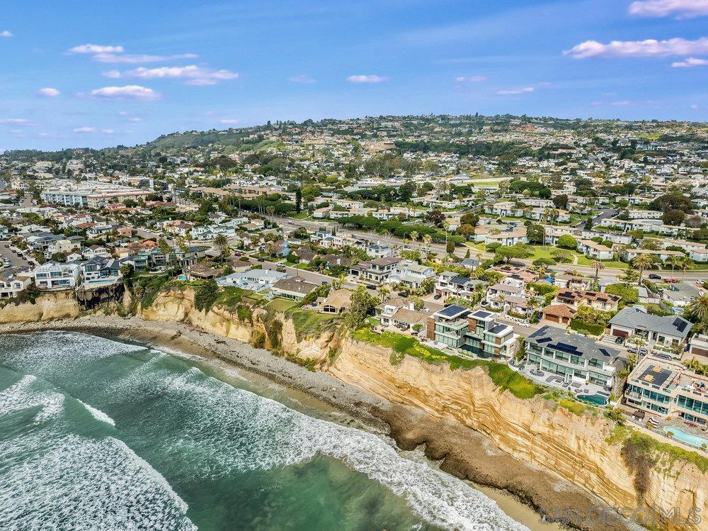 Detail Gallery Image 27 of 30 For 5247  Chelsea, La Jolla,  CA 92037 - 5 Beds | 3/1 Baths