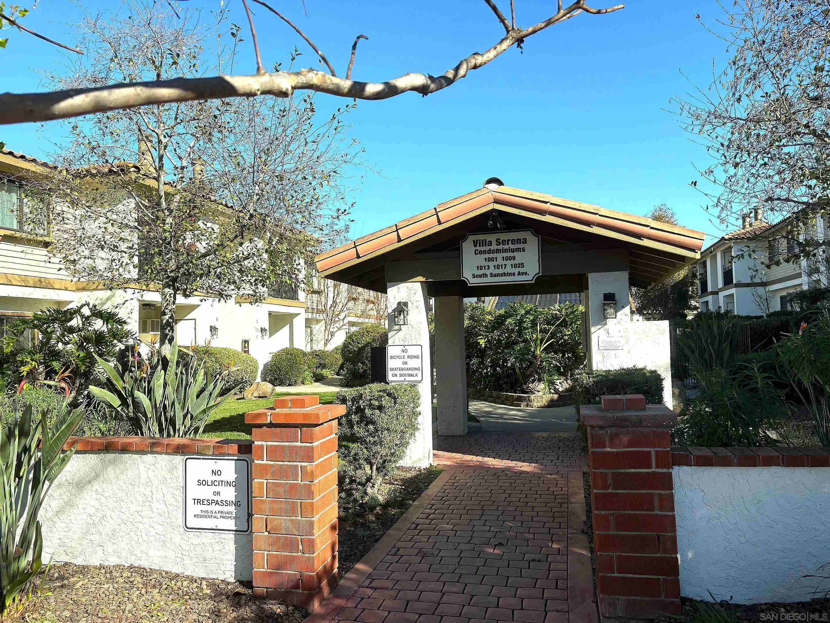 Detail Gallery Image 2 of 14 For 1009 S Sunshine  #B,  El Cajon,  CA 92020 - 1 Beds | 1 Baths