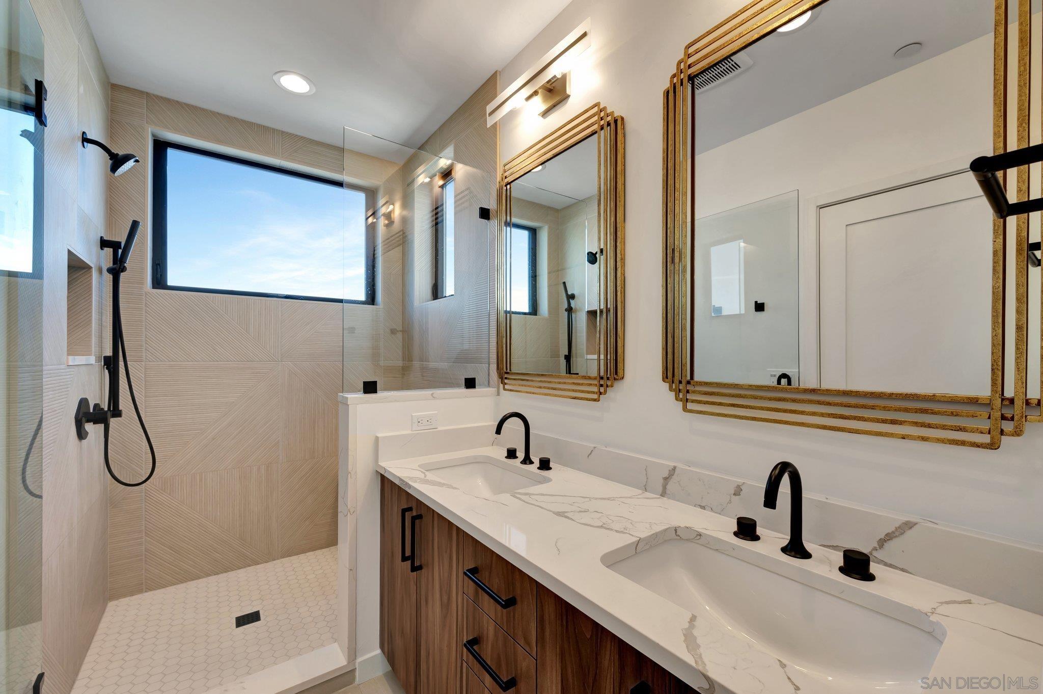 Detail Gallery Image 15 of 52 For 109  Daisy Ave, Imperial Beach,  CA 91932 - 3 Beds | 3/1 Baths