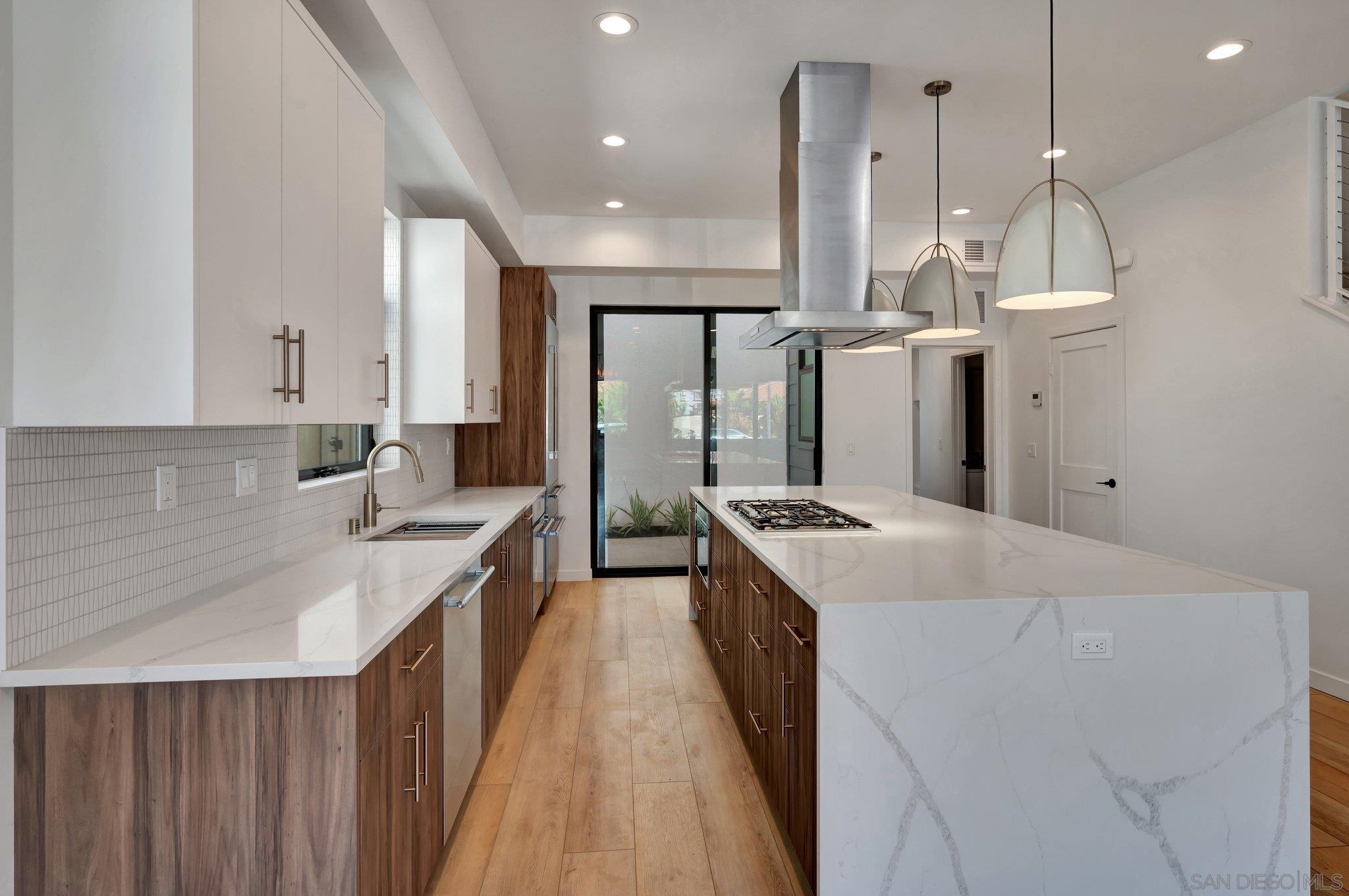 Detail Gallery Image 27 of 52 For 109  Daisy Ave, Imperial Beach,  CA 91932 - 3 Beds | 3/1 Baths