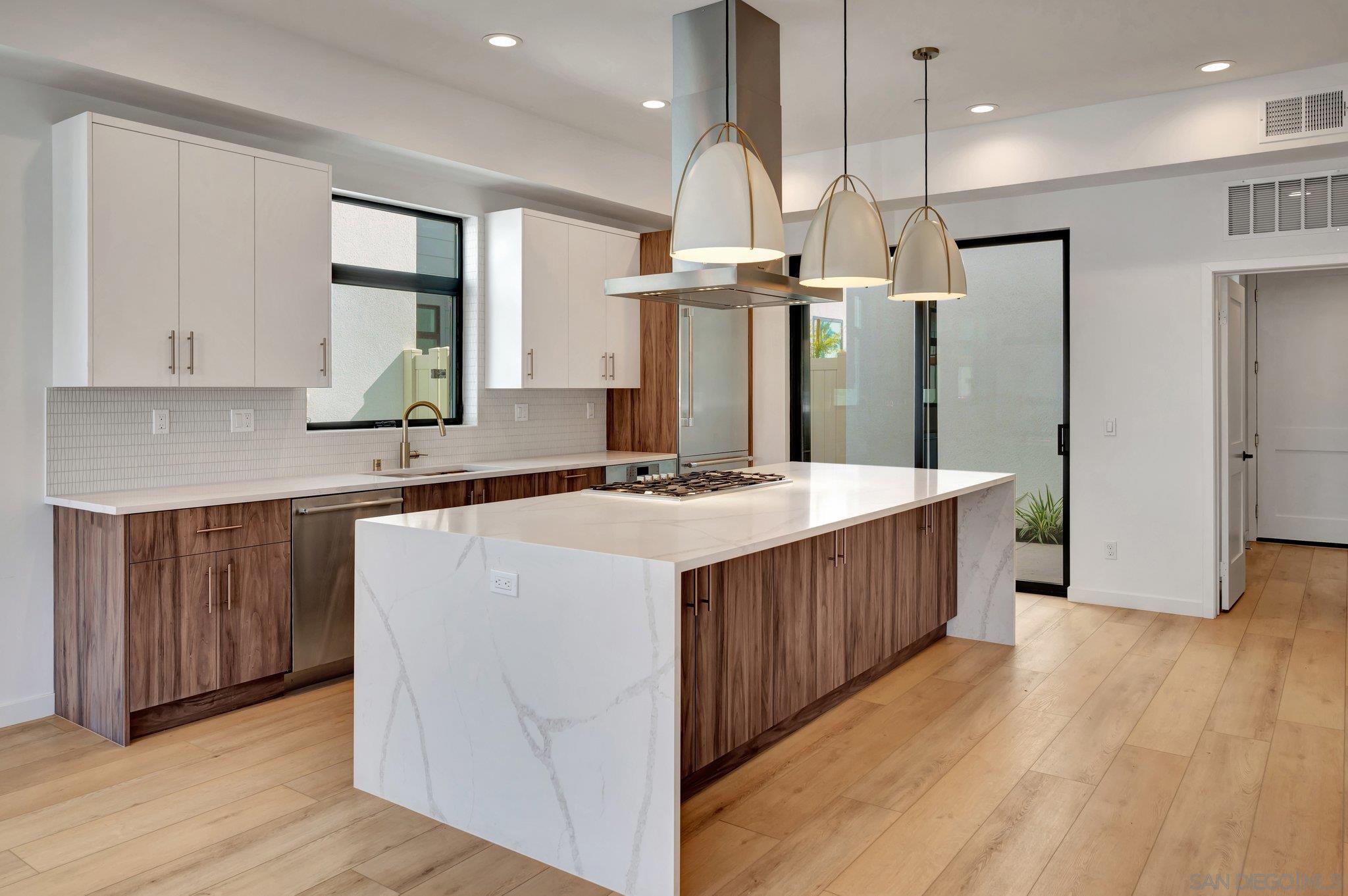 Detail Gallery Image 28 of 52 For 109  Daisy Ave, Imperial Beach,  CA 91932 - 3 Beds | 3/1 Baths