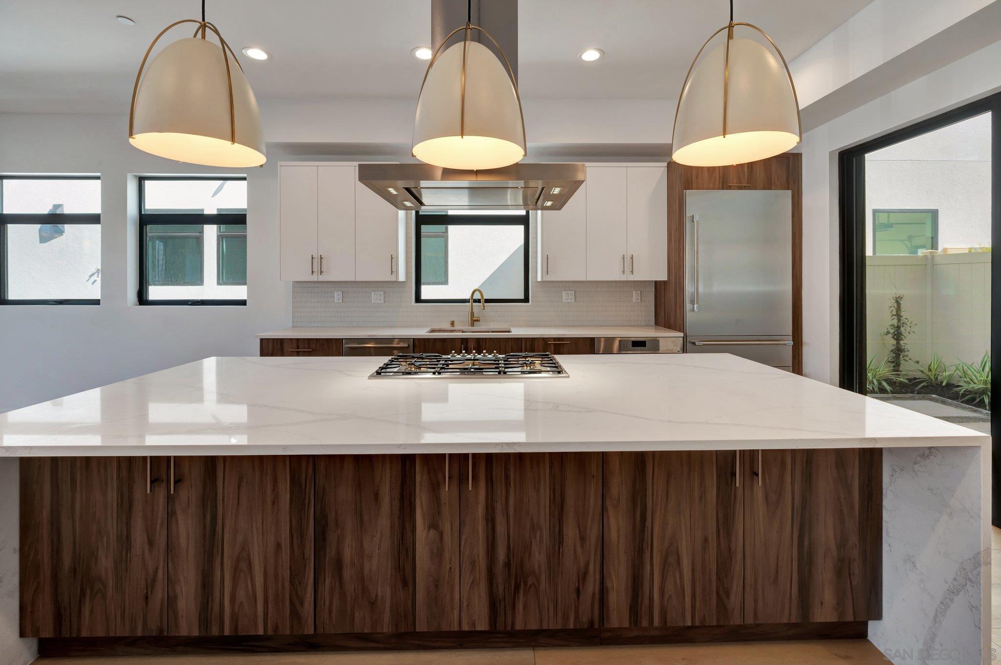 Detail Gallery Image 29 of 52 For 109  Daisy Ave, Imperial Beach,  CA 91932 - 3 Beds | 3/1 Baths