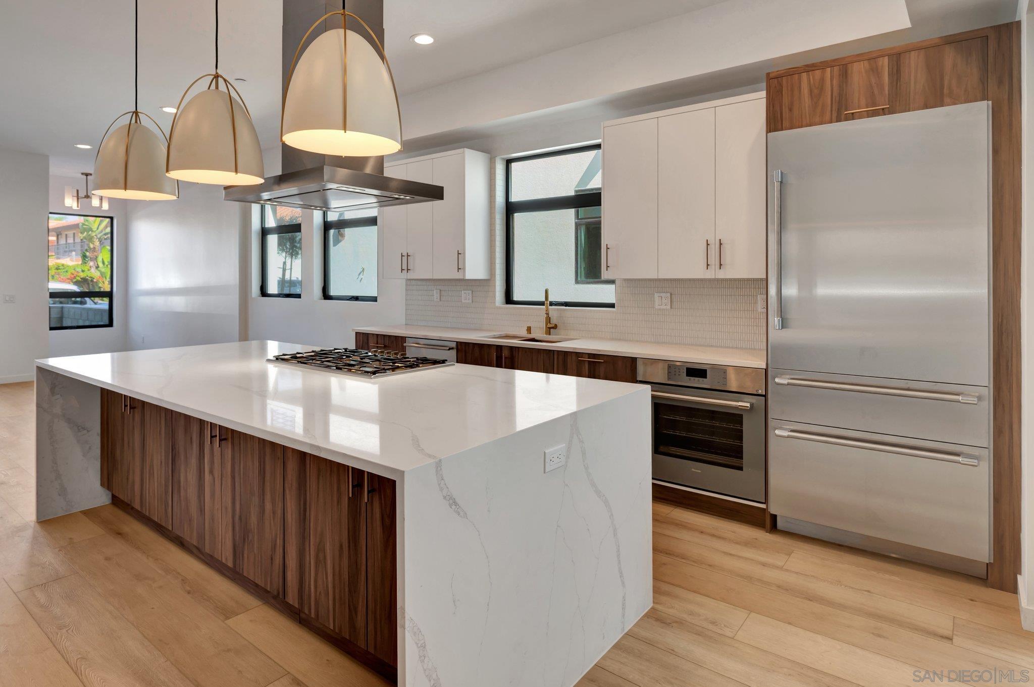 Detail Gallery Image 30 of 52 For 109  Daisy Ave, Imperial Beach,  CA 91932 - 3 Beds | 3/1 Baths