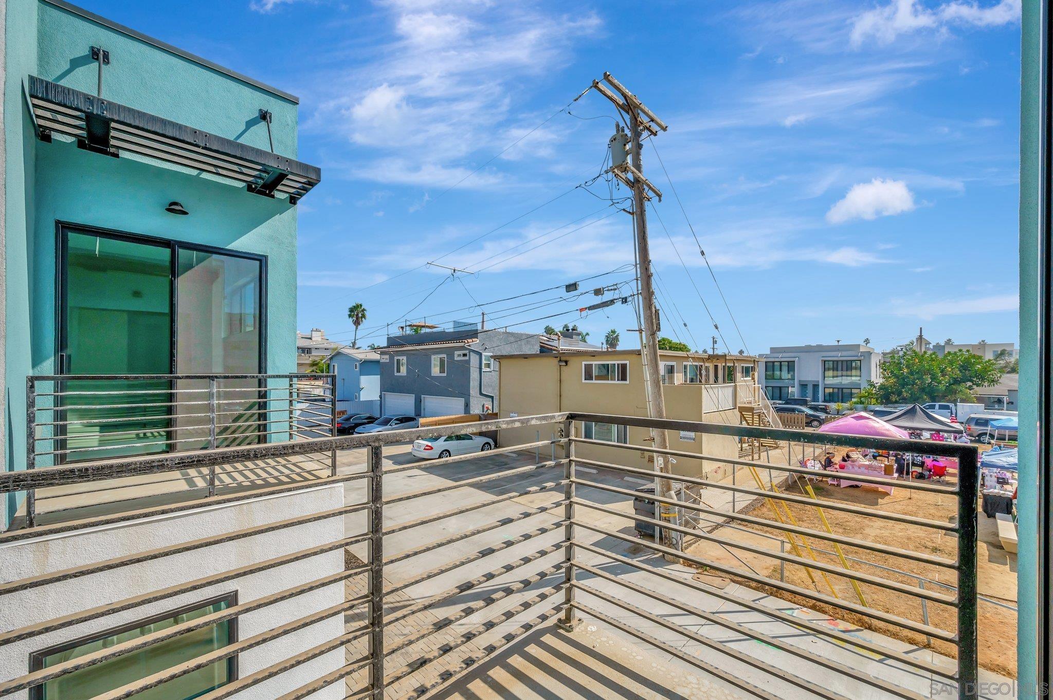 Detail Gallery Image 43 of 52 For 109  Daisy Ave, Imperial Beach,  CA 91932 - 3 Beds | 3/1 Baths