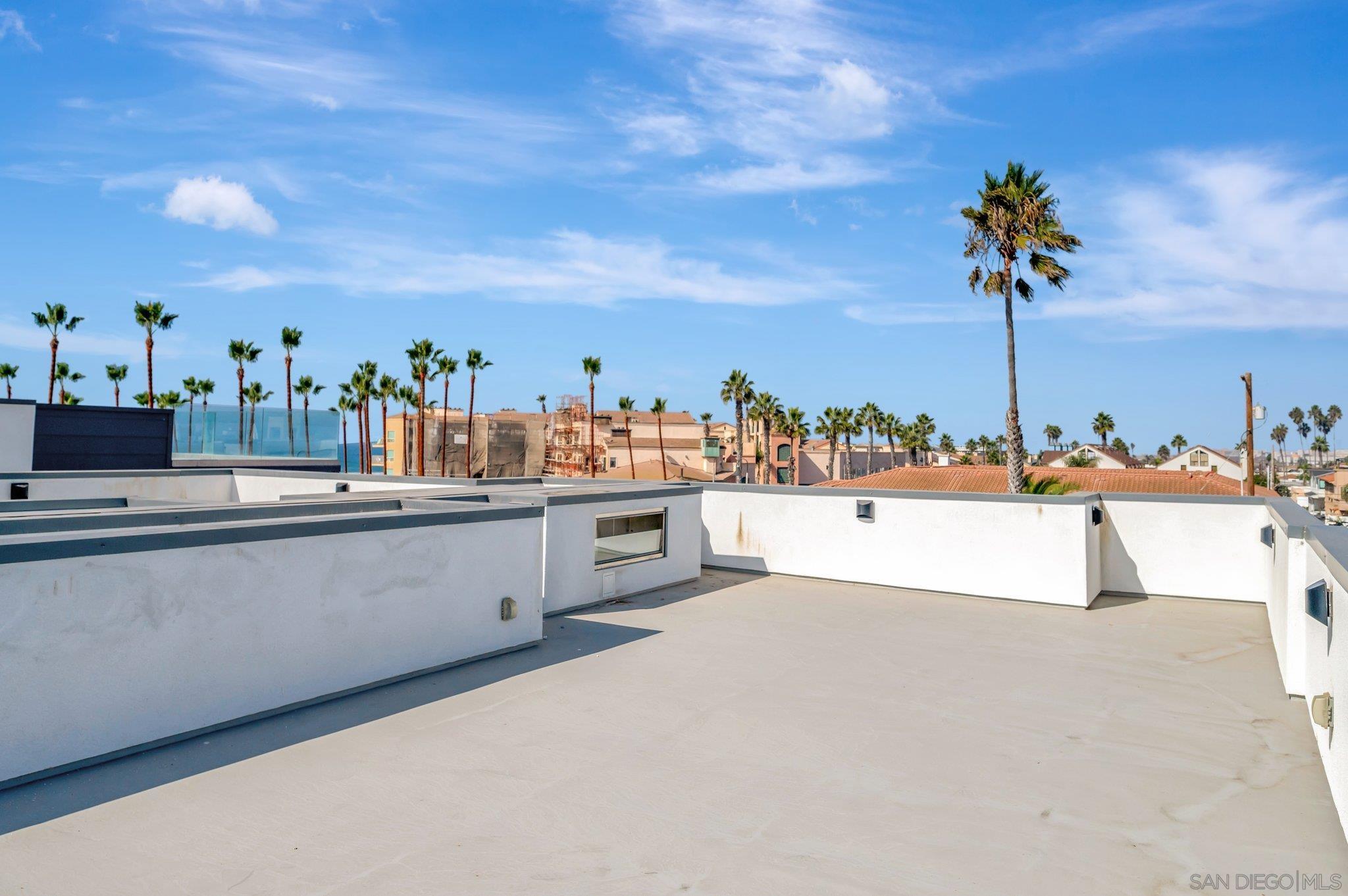 Detail Gallery Image 45 of 52 For 109  Daisy Ave, Imperial Beach,  CA 91932 - 3 Beds | 3/1 Baths