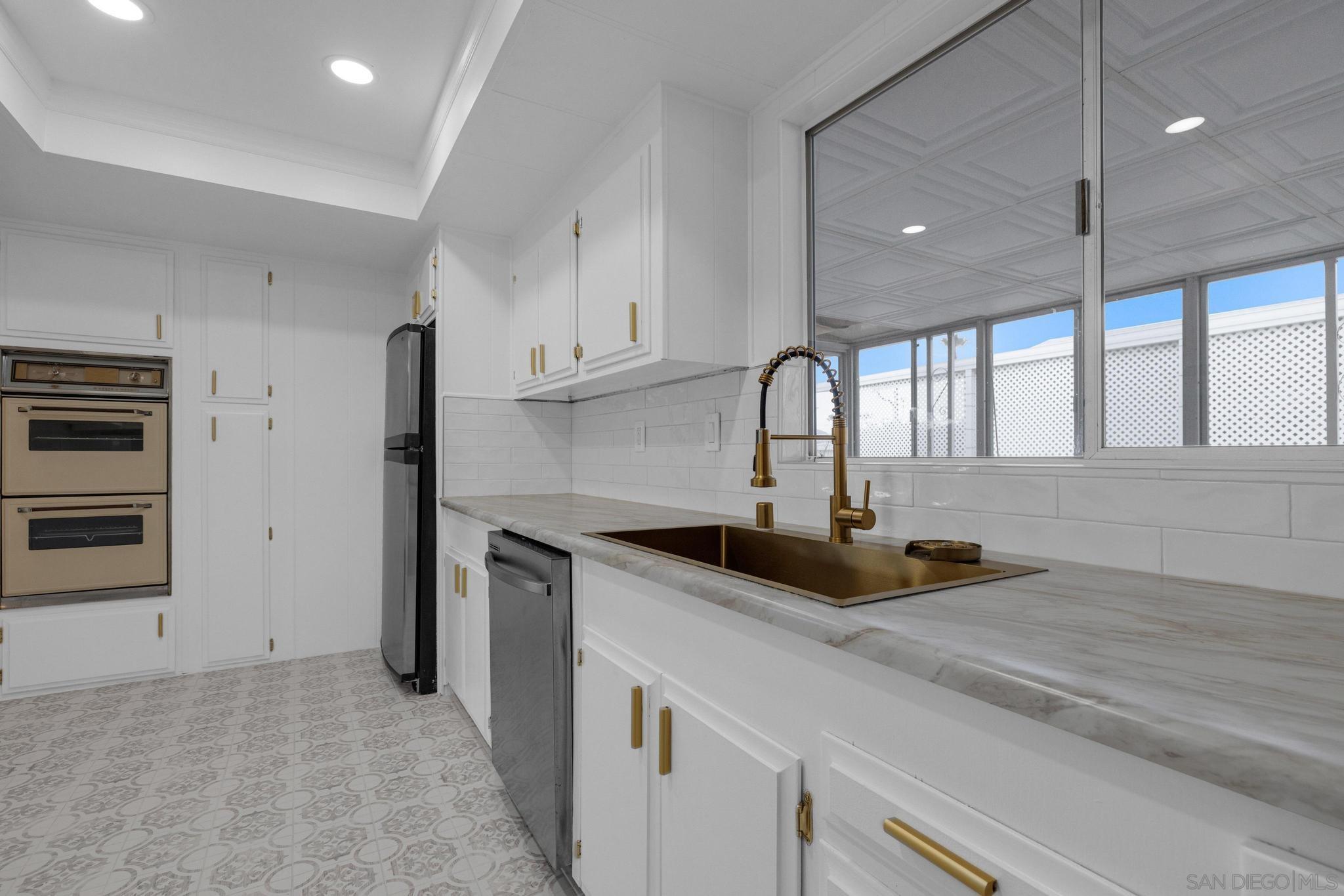 Detail Gallery Image 11 of 29 For 1440 S Orange Ave  99, El Cajon,  CA 92020 - 2 Beds | 2 Baths