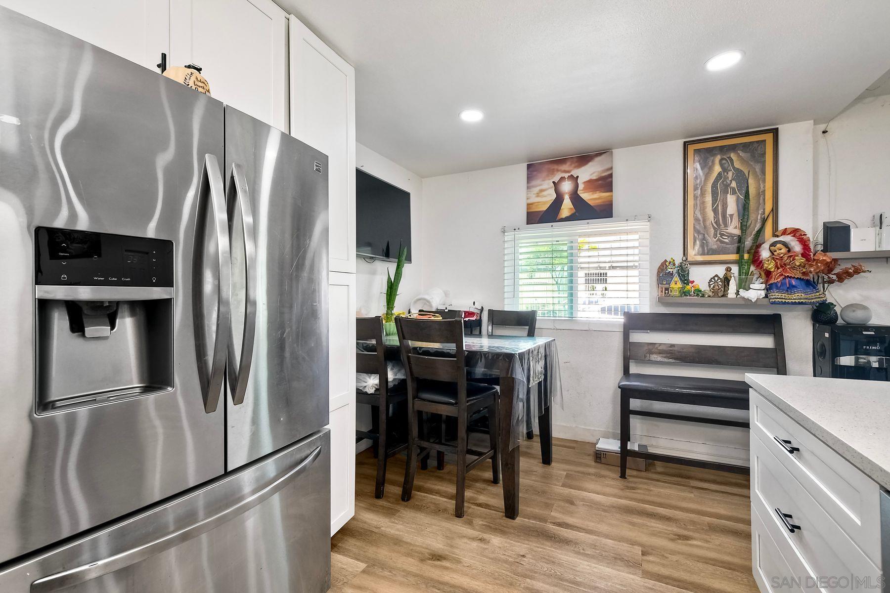 Detail Gallery Image 17 of 29 For 325  Gloria St, San Diego,  CA 92113 - 3 Beds | 2 Baths