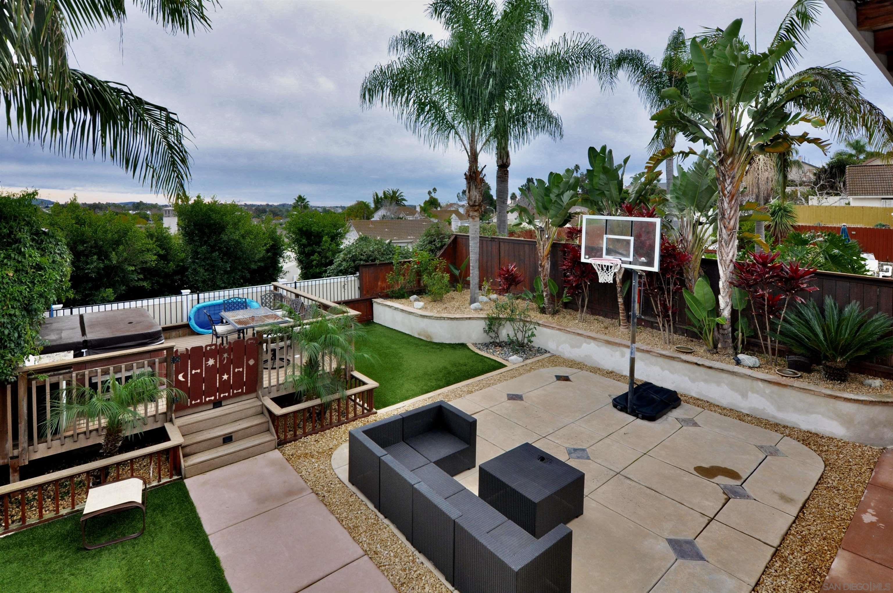 Detail Gallery Image 34 of 43 For 1400  Darwin Dr, Oceanside,  CA 92056 - 5 Beds | 4 Baths