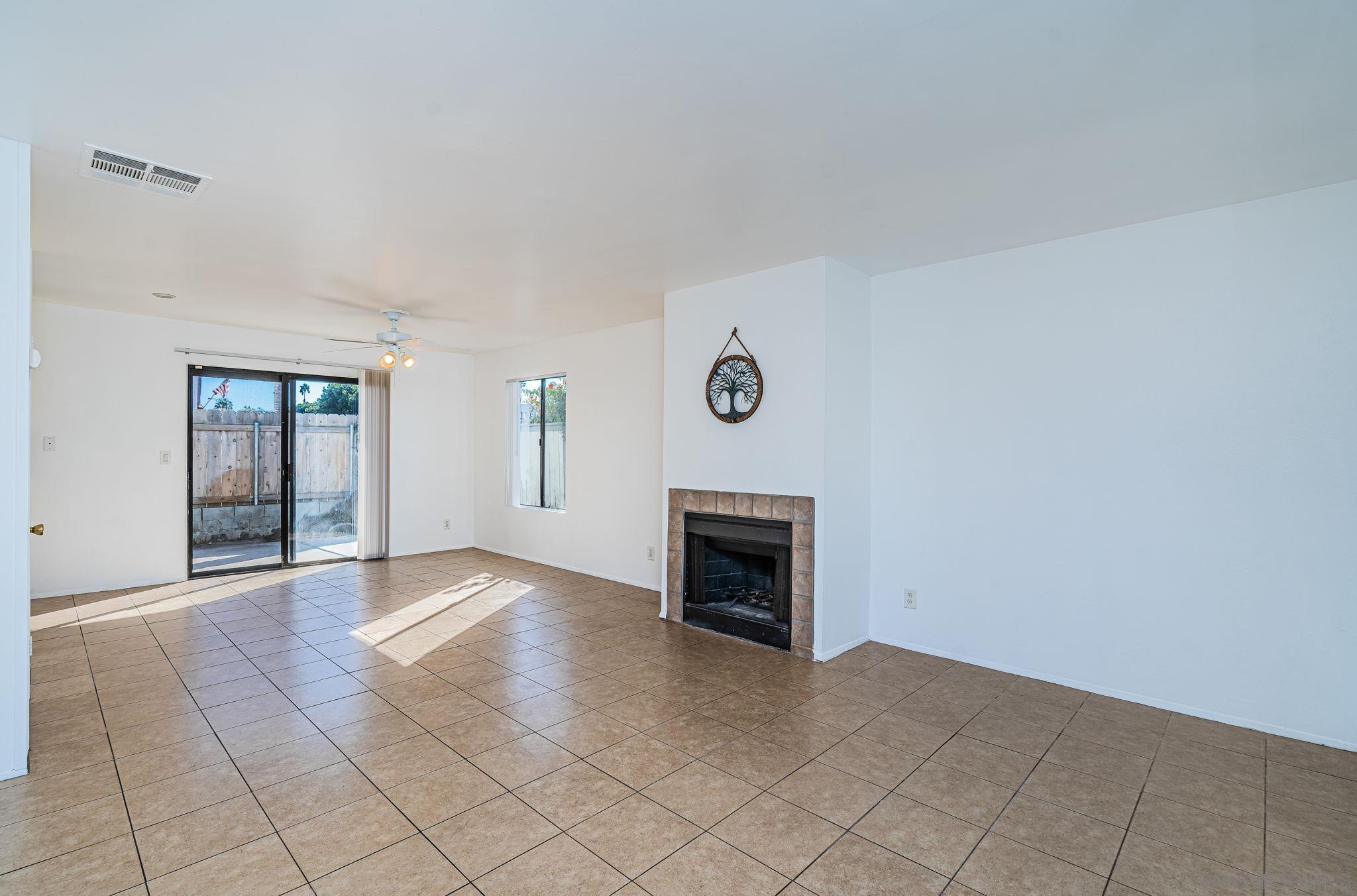 Detail Gallery Image 11 of 25 For 631  13th St  1, San Diego,  CA 92154 - 2 Beds | 2 Baths